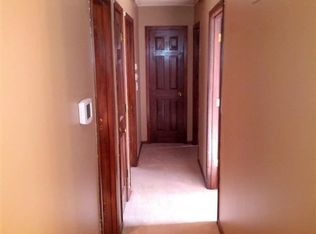 2122 Marvonne Rd, Lawrence, KS 66047