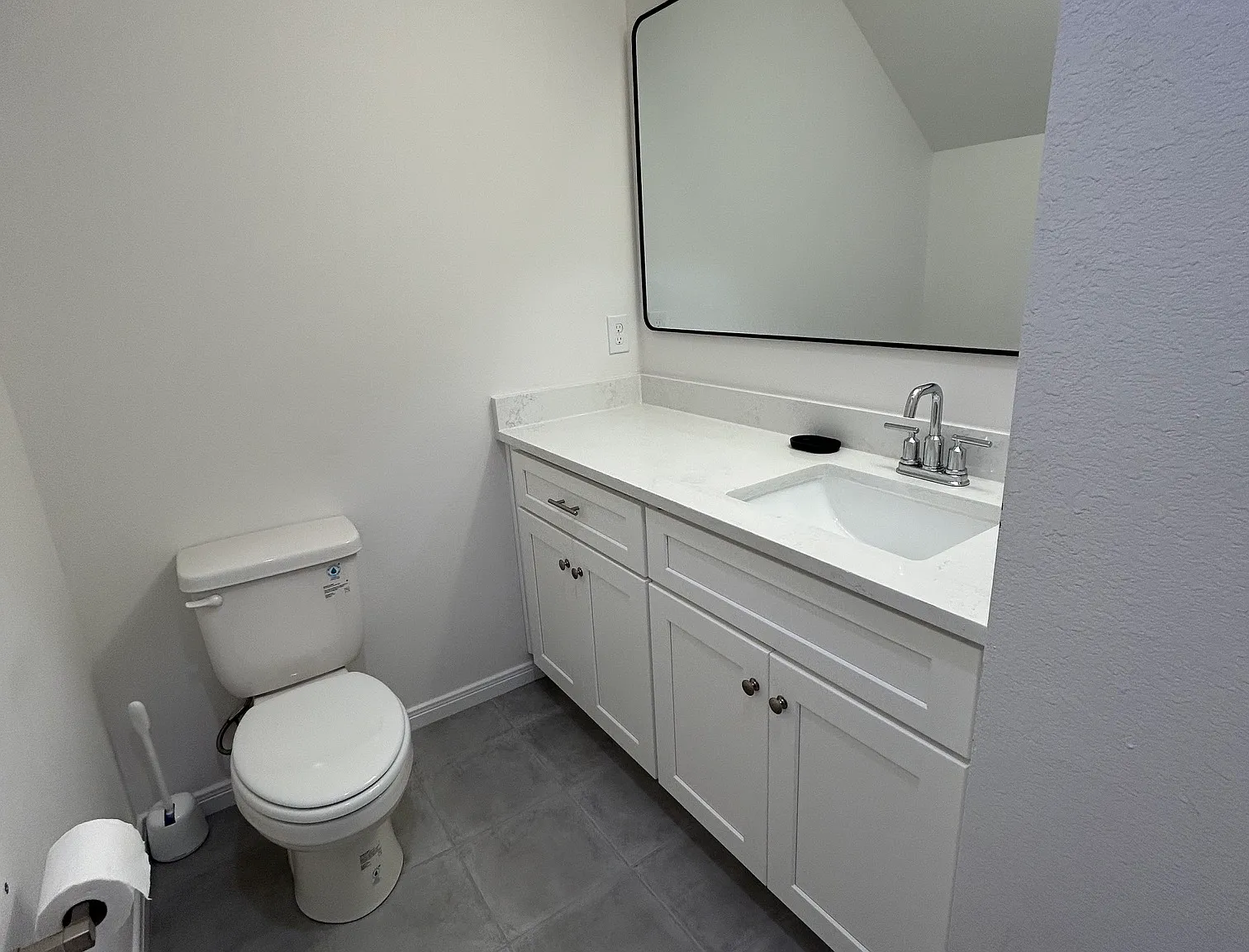 3 bed, 1598 sqft, $2,460 — Photo 2