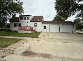 111 High St, Drake, ND 58736