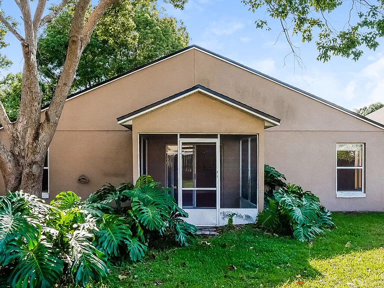 4166 Shadow Creek Cir — Photo 18