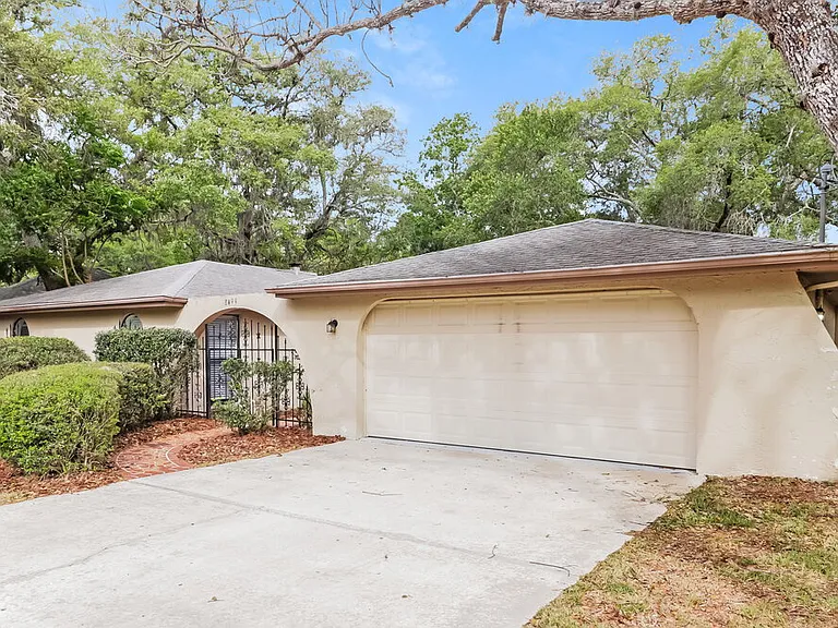 8499 Vicksburg Rd — Photo 3