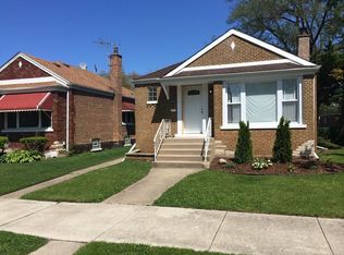 10055 S Hoxie Ave, Chicago, IL