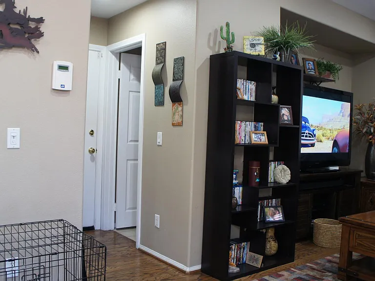 409 Warner St — Photo 8