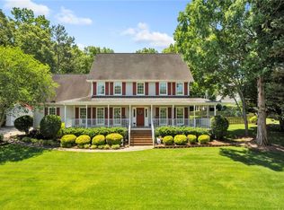 102 Gunter Ct, Easley, SC 29642