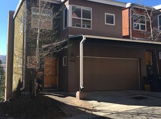 56 Canyon View, Los Alamos, NM 87544