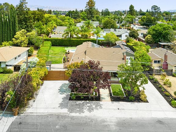 4th image of 1304 Theresa Ave