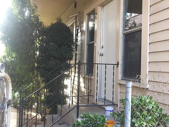 4th image of 327 Riverdale Dr APT 7