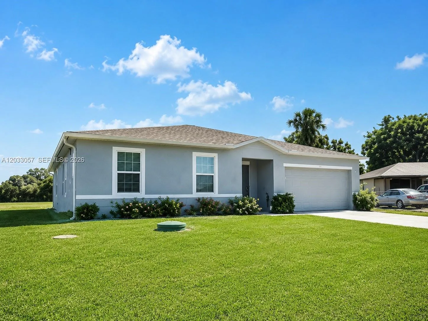 4 bed, 2.0 bath, 1845 sqft, $2,150 — Photo 2