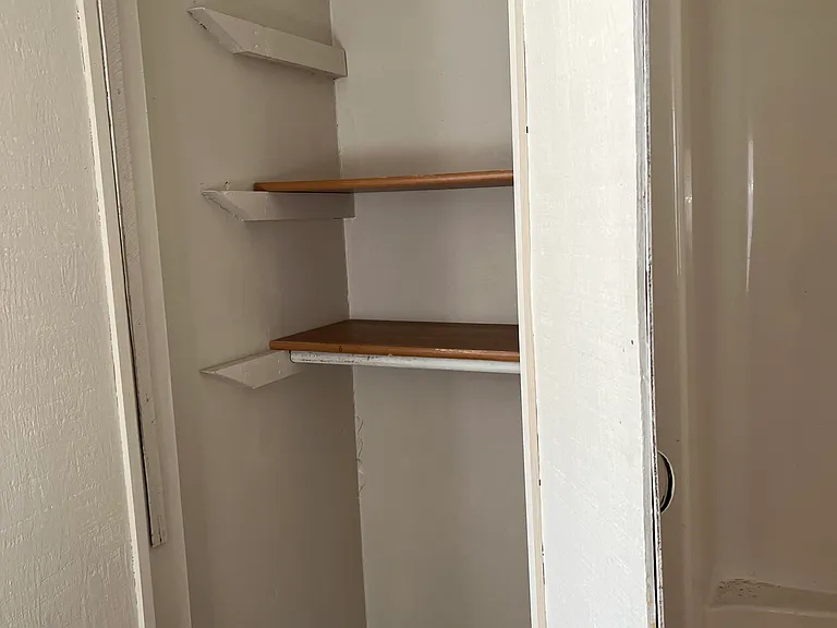 509 N Mecklenburg Ave — Photo 11