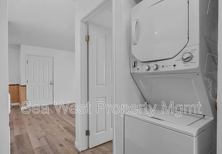 1730 S El Camino Real S #H201 — Photo 22
