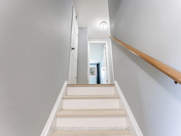 443 Brest Ct — Photo 18