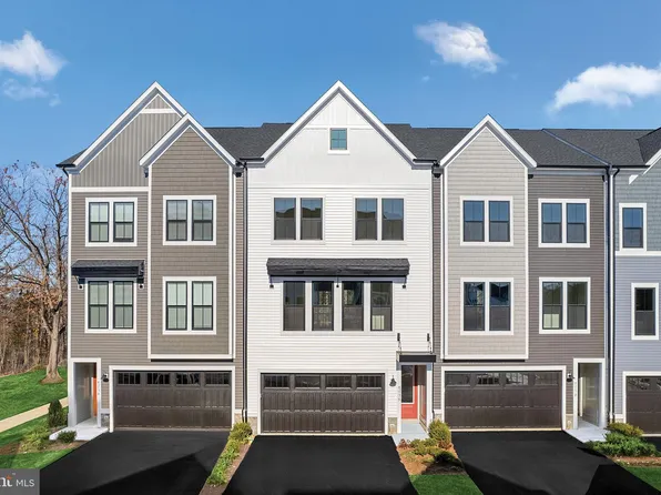 42176 Berrier Farms Ter, Chantilly, VA 20152
