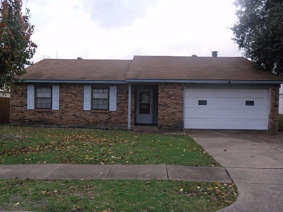1st image of 6009 Highcrest Dr