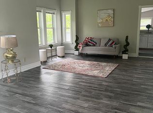 8343 Miami Rd, Cincinnati, OH 45243