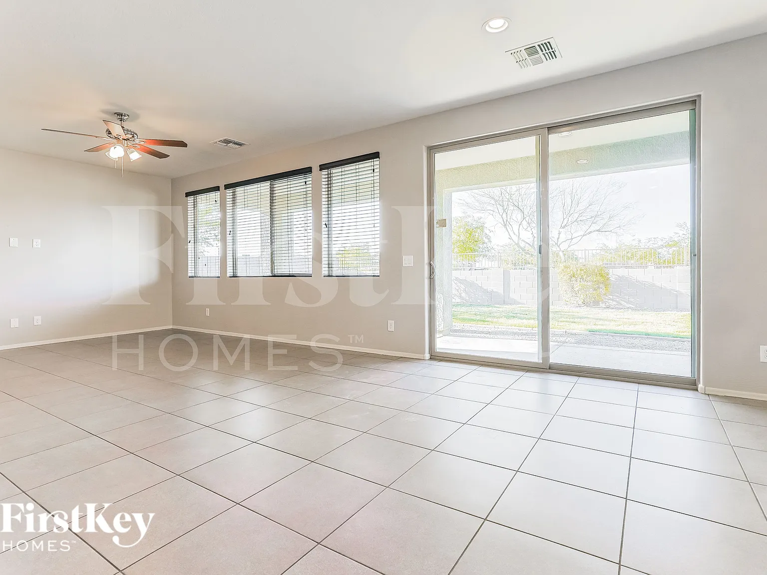 3 bed, 2.0 bath, 1506 sqft, $2,475 — Photo 3