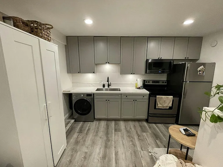 4521 Westview Dr #1 — Photo 11