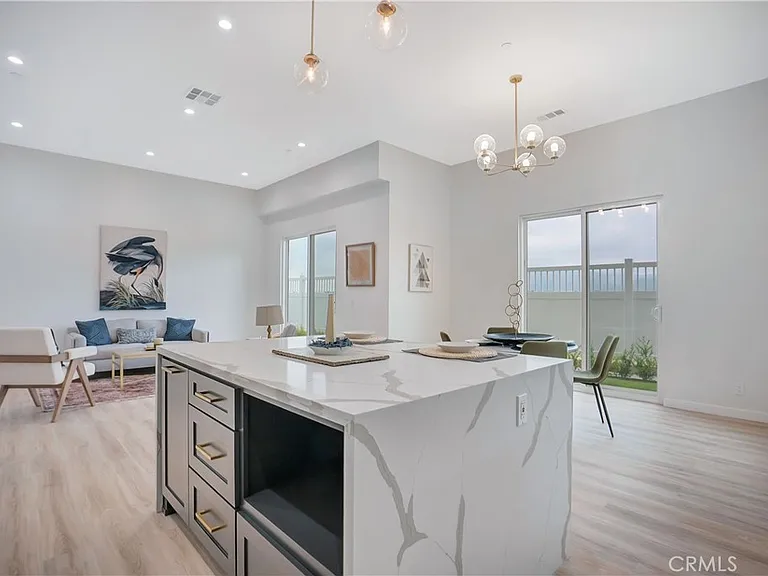 12515 Haleh Ln — Photo 23