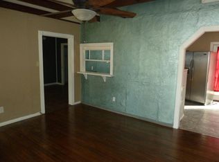 2401 Handley Dr, Fort Worth, TX 76112