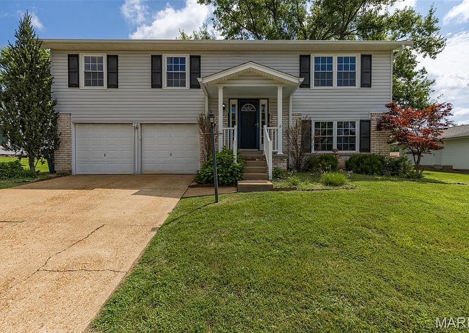 1st image of 5572 Brookton Way