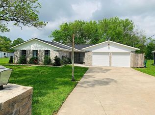 2480 Shane St, Alvin, TX 77511