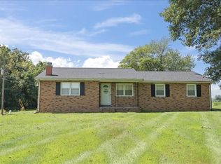 7270 Dr Hodge Rd, Henderson, KY 42420