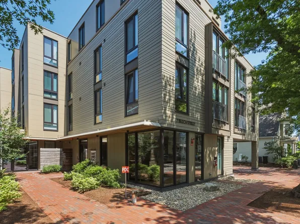 7 Beech St #219, Cambridge, MA 02140