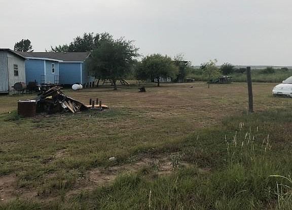 3rd image of 11301 Camino Real