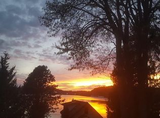 40 E Shoreline Ln, Shelton, WA 98584