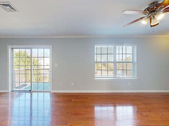 3rd image of 13 Oyster Bay Rd APT C