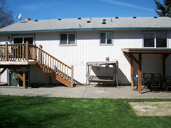 3rd image of 10921 NW 4th Ave