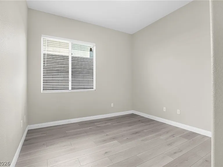 10137 Snow Crest Pl — Photo 29