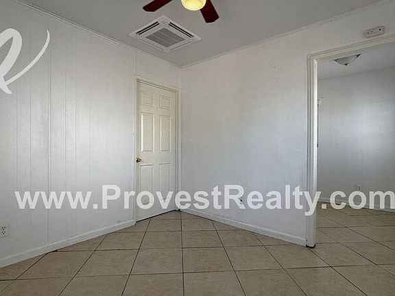 4th image of 15990 Yucca St Unit A