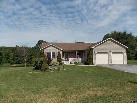 3rd image of 25495 Huntley Ln