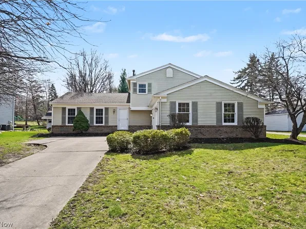 380 Sturbridge Dr, Medina, OH 44256