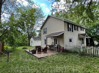 285 1/2 Weaver St, Winooski, VT 05404