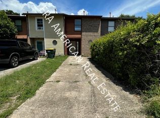 419 Hollywood Blvd NW #B, Fort Walton Beach, FL 32548