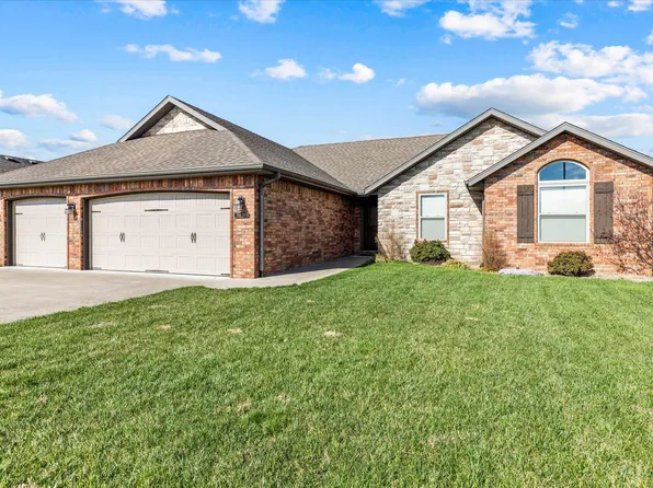5629 S Cottonwood Drive, Battlefield, MO 65619