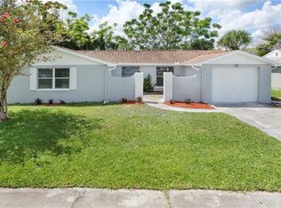 6240 Seabreeze Dr, Port Richey, FL 34668