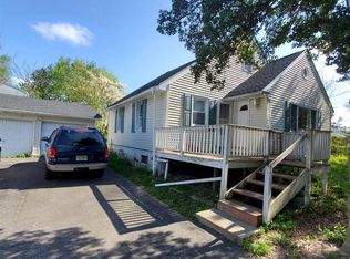 108 Division St, Toms River, NJ 08753