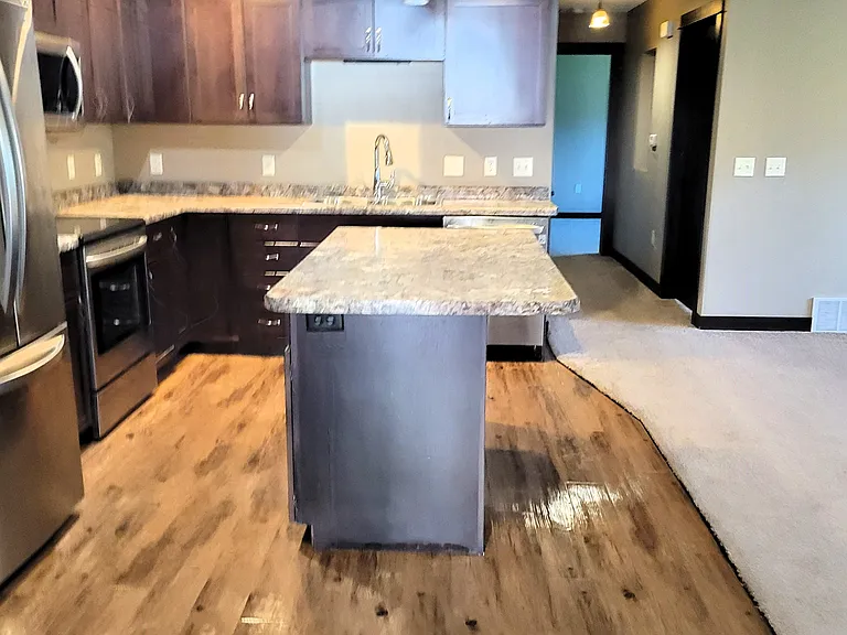 1889 Cypress Ct NE #2 — Photo 8
