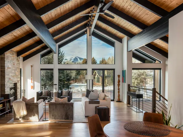 211 Camas Loop E, Sun Valley, ID 83353