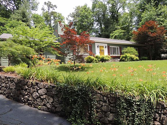 2nd image of 4179 Jomandowa Dr