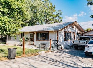 960 Shadow Ln, Fernley, NV 89408