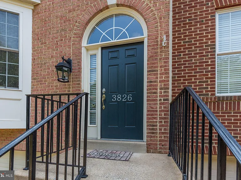 3826 Elmwood Towne Way — Photo 29