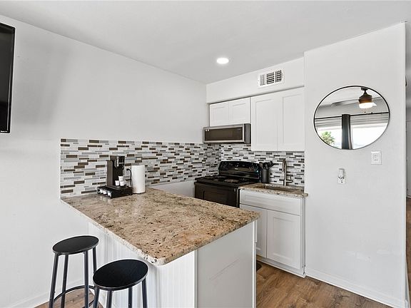 4th image of 3938 Surfside Blvd Unit 1224