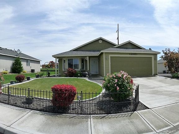 2nd image of 4307 Clydesdale Ln