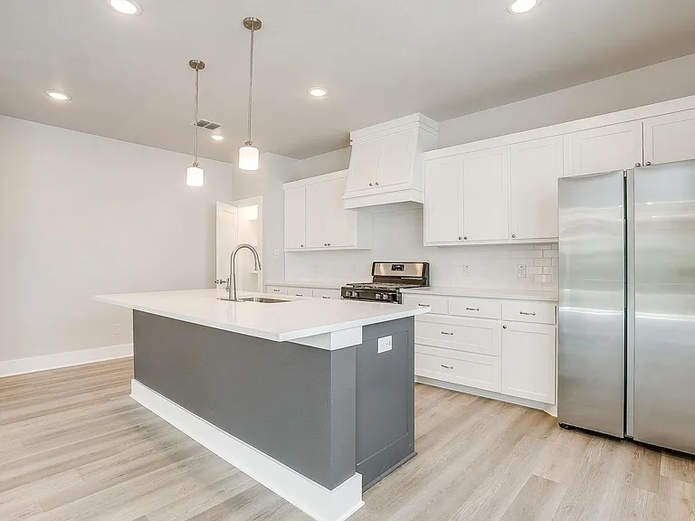 2944 Forest Park Blvd #FP-2028 — Photo 38