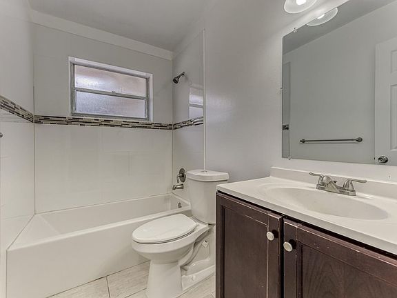 4th image of 7971 NW 35th Ct