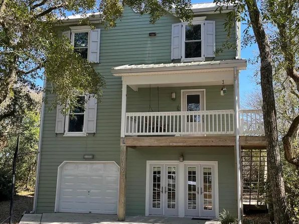 109 Sea Urchin Court, Surf City, NC 28445
