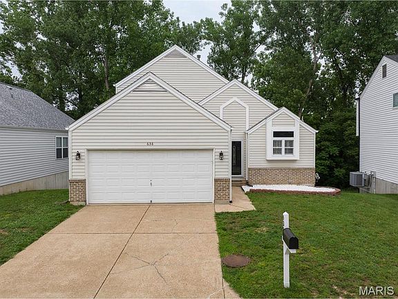 4th image of 638 Cascade Lake Dr